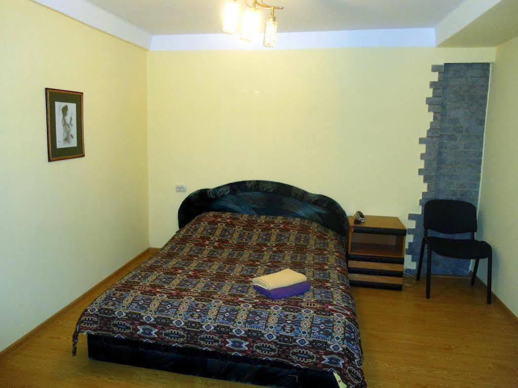 קייב Hotel Desna Kut מראה חיצוני תמונה