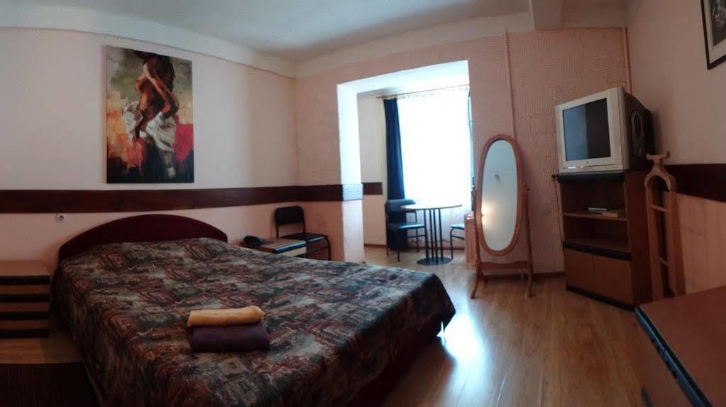 קייב Hotel Desna Kut מראה חיצוני תמונה