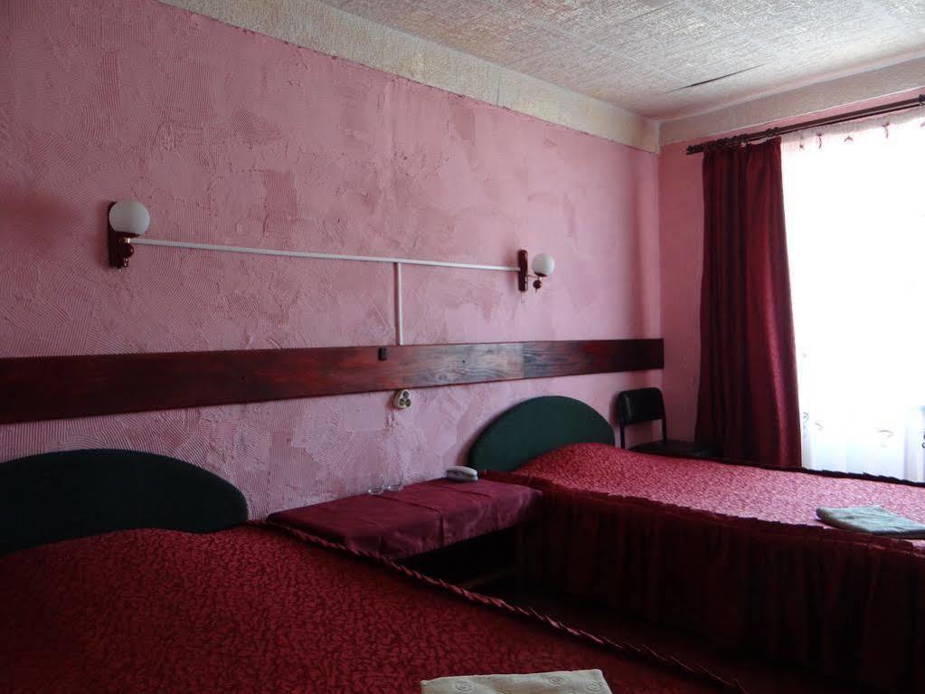 קייב Hotel Desna Kut מראה חיצוני תמונה